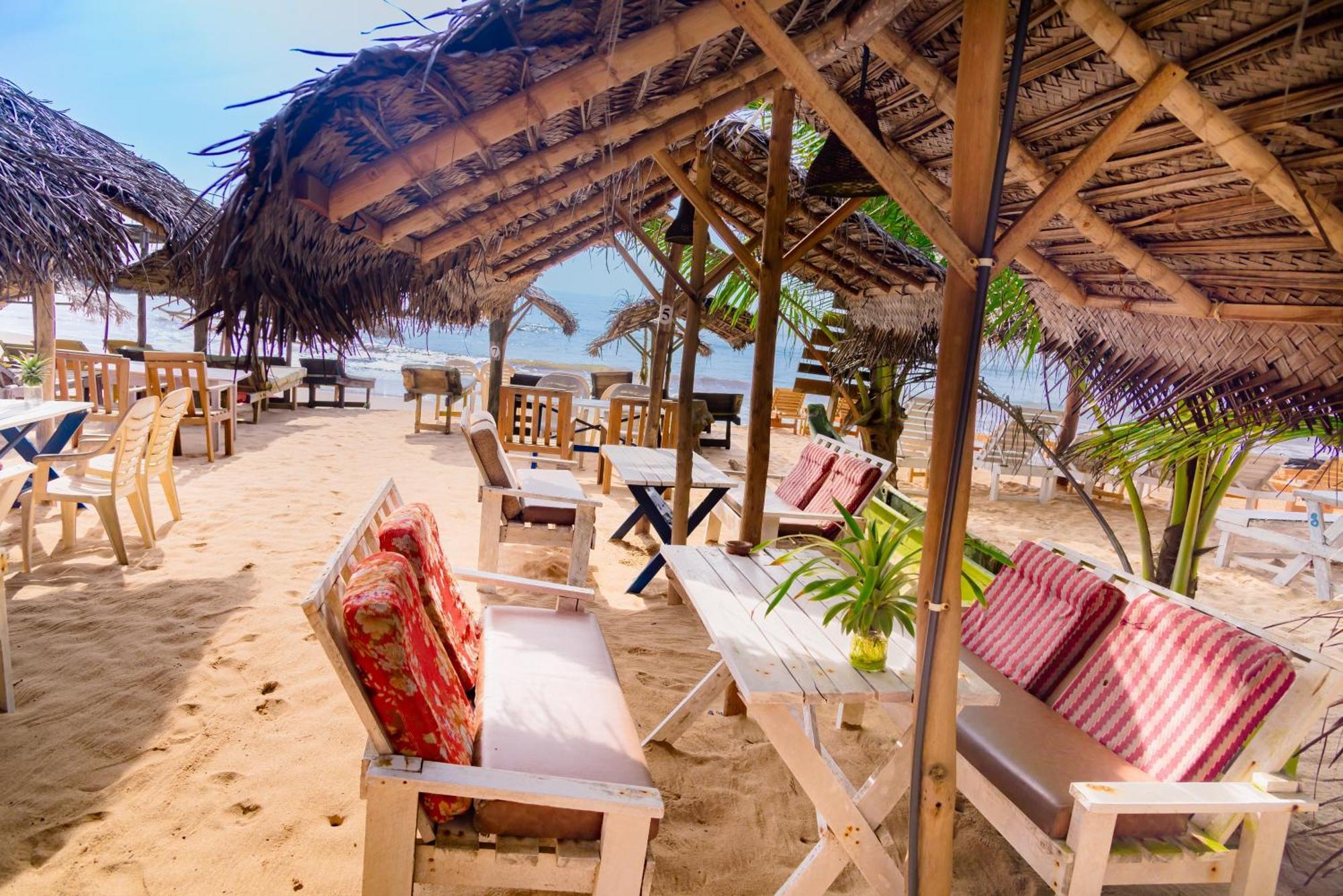 Golden Surfer Beach Hotel Tangalle Exteriér fotografie