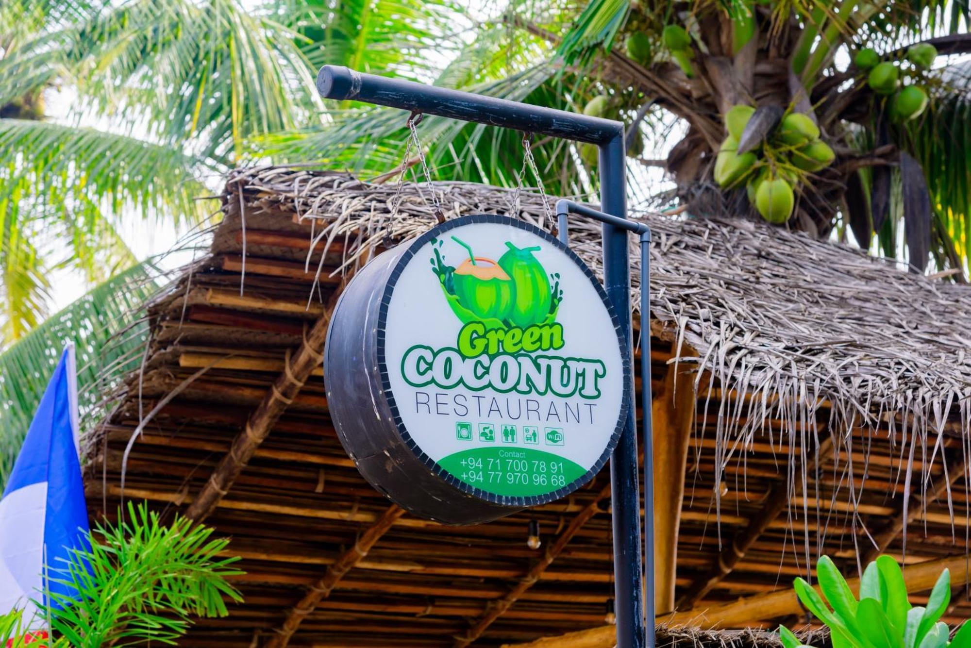 Golden Surfer Beach Hotel Tangalle Exteriér fotografie